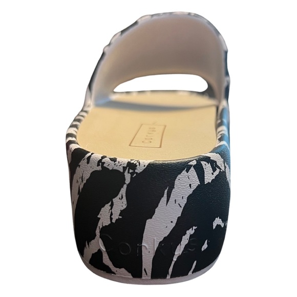 NEW Corkys Popsicle Zebra Slides Sandals - Picture 2 of 2
